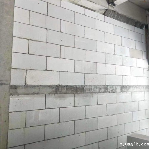 砂加气砌块规格